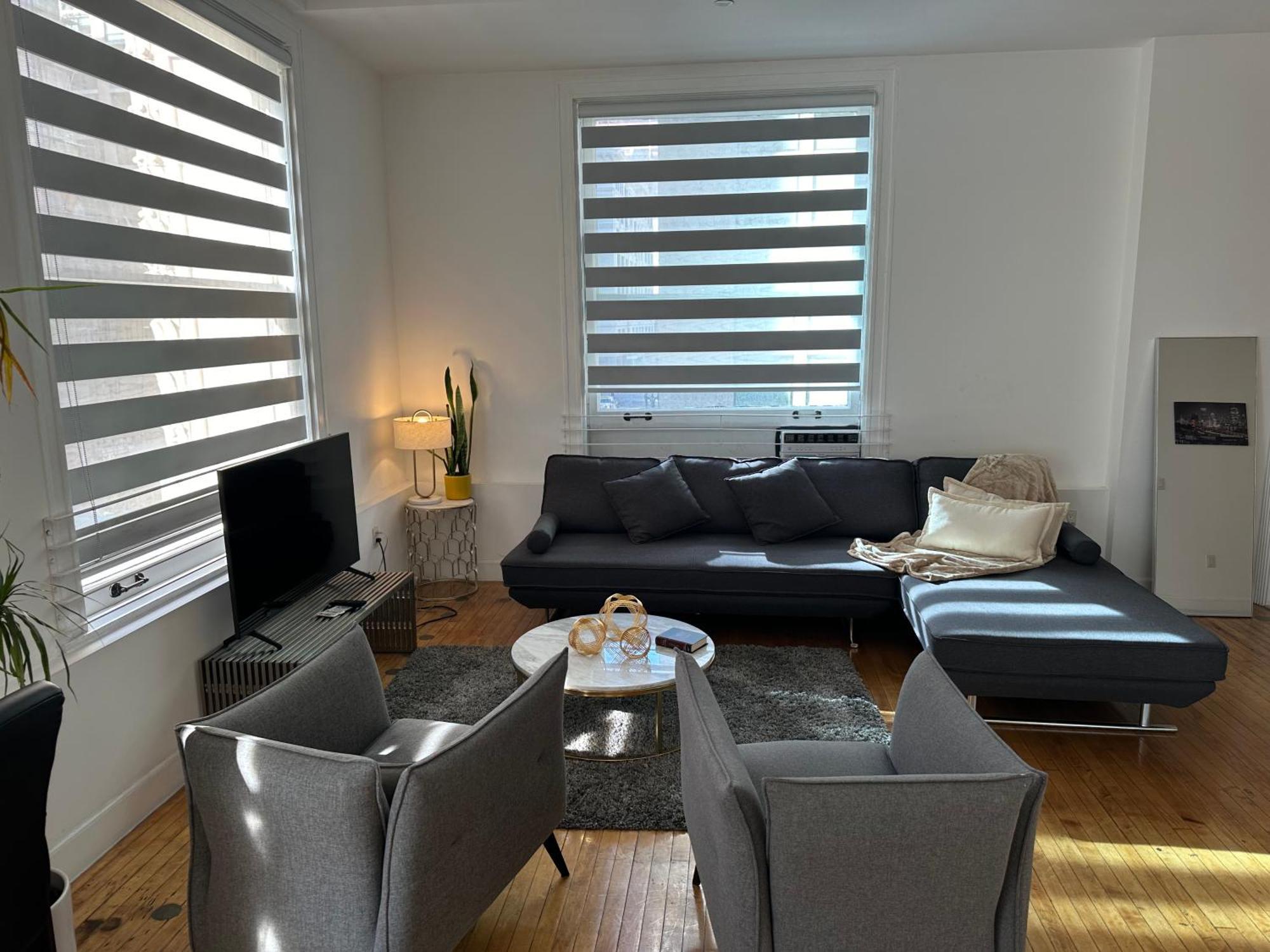 One Lux Hwh Downtown Angeles Apartahotel *